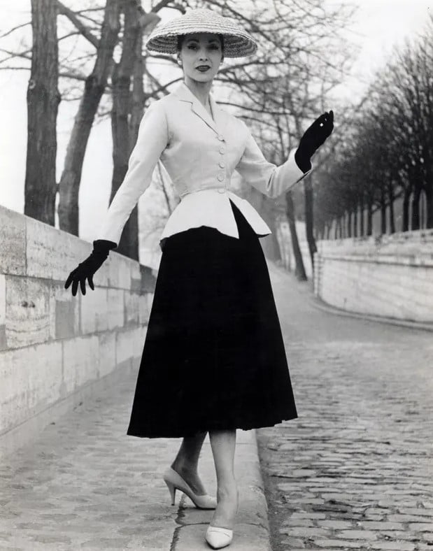 1950s attire female